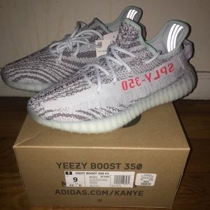 Yeezy Boost 350 v2